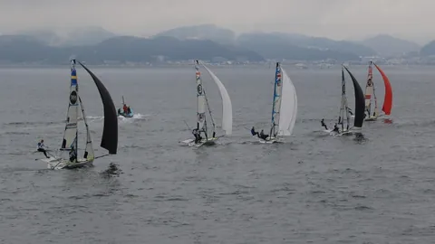 李磊斩获亚冬会女子越野滑雪传统技术短距离金牌