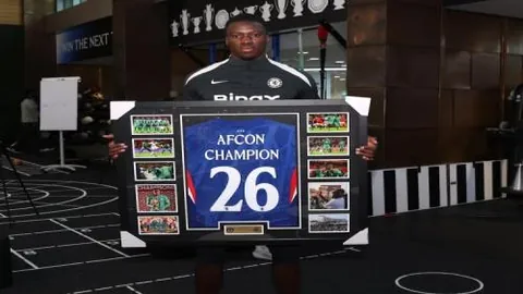 鲁疆青少年训练营隆重启幕，百余名教练与球员紧张筹备