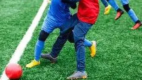 “亚冬会女子速滑1500米决赛精彩瞬间”